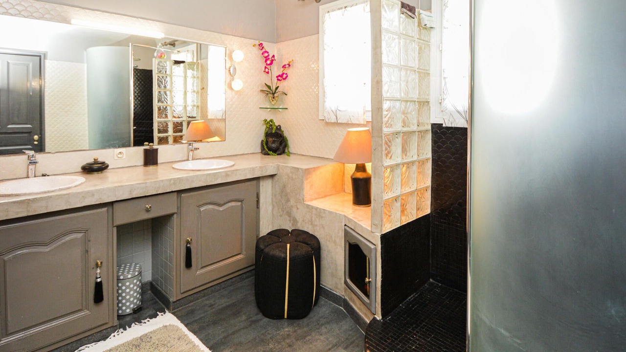 Photo of Bathroom in Saint-Martin-de-Crau