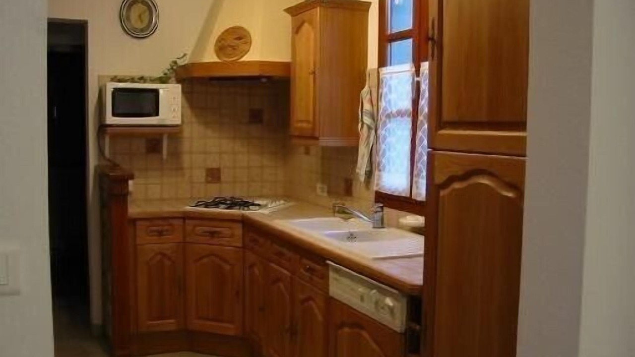 Photo of Kitchen in Campan