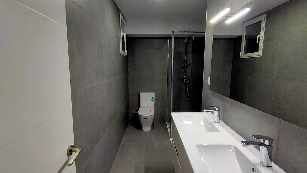 Photo of Bathroom in El Cabanyal