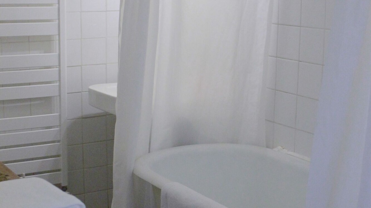 Photo of Bathroom in Salon-de-Provence