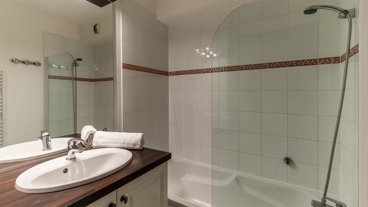 Photo of Bathroom in Paradou