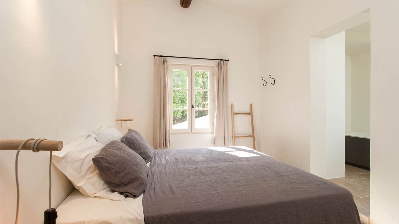 Photo of Bedroom in Bonnieux