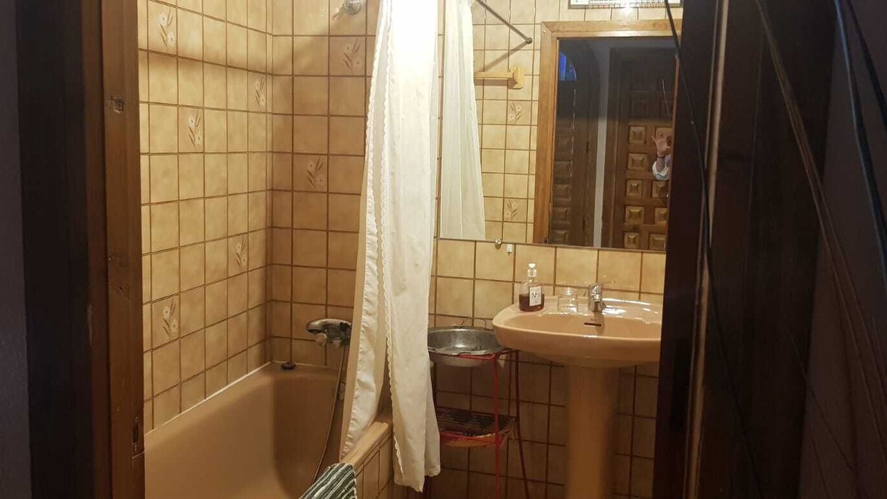 Photo of Bathroom in Canamares