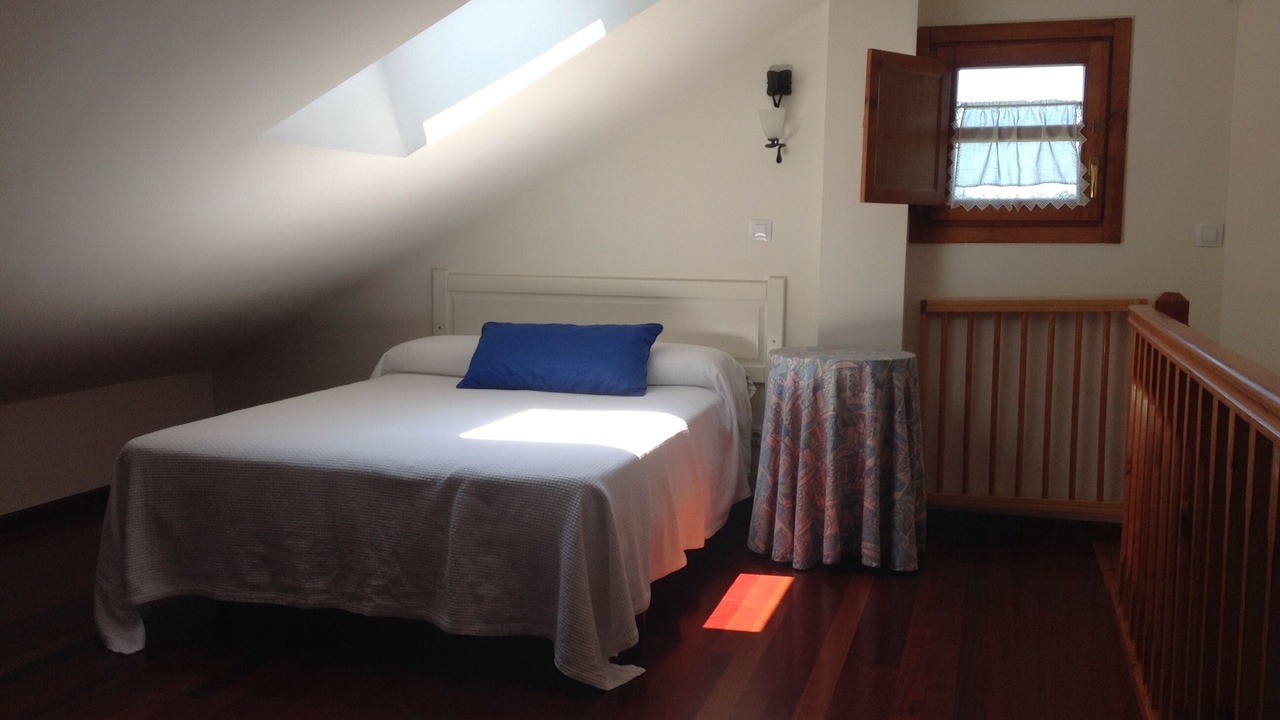 Photo of Bedroom in Pechon