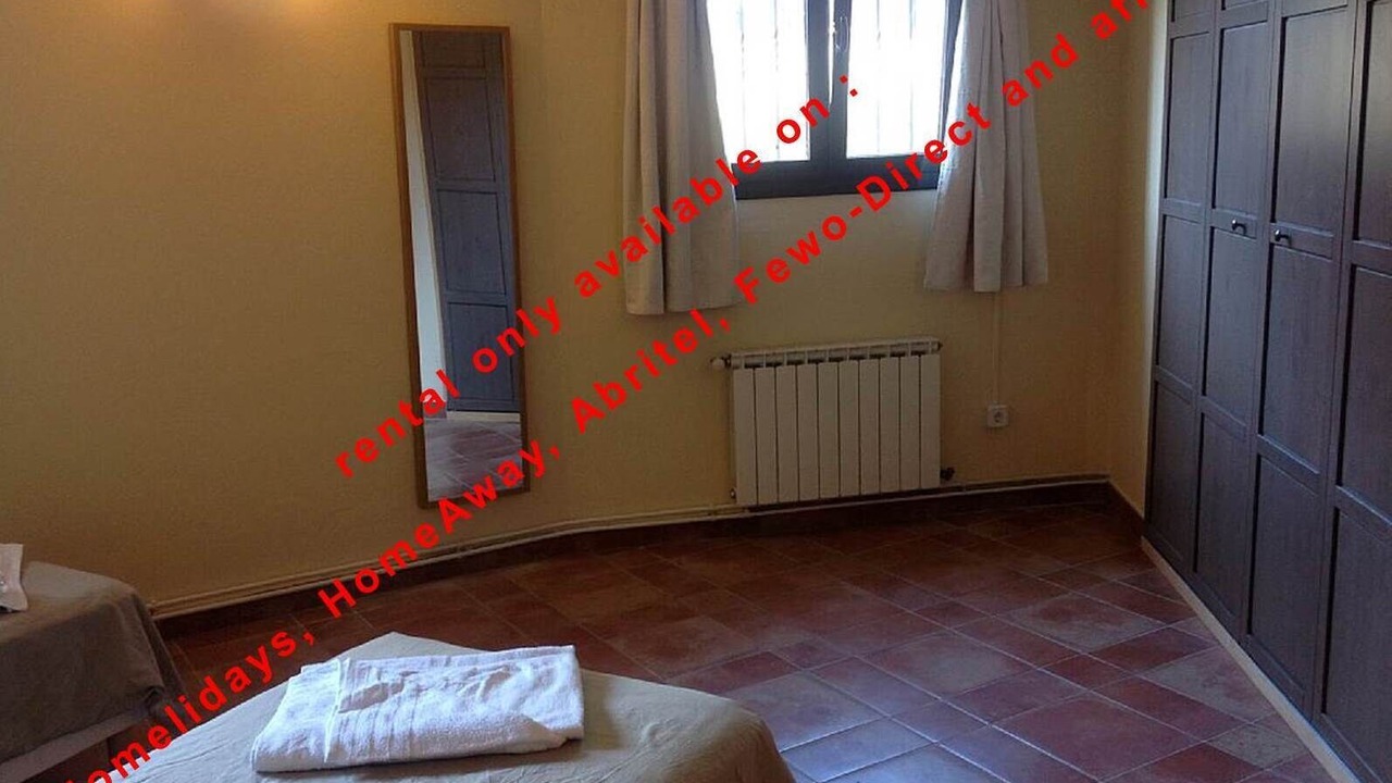Photo of Bedroom in Pals