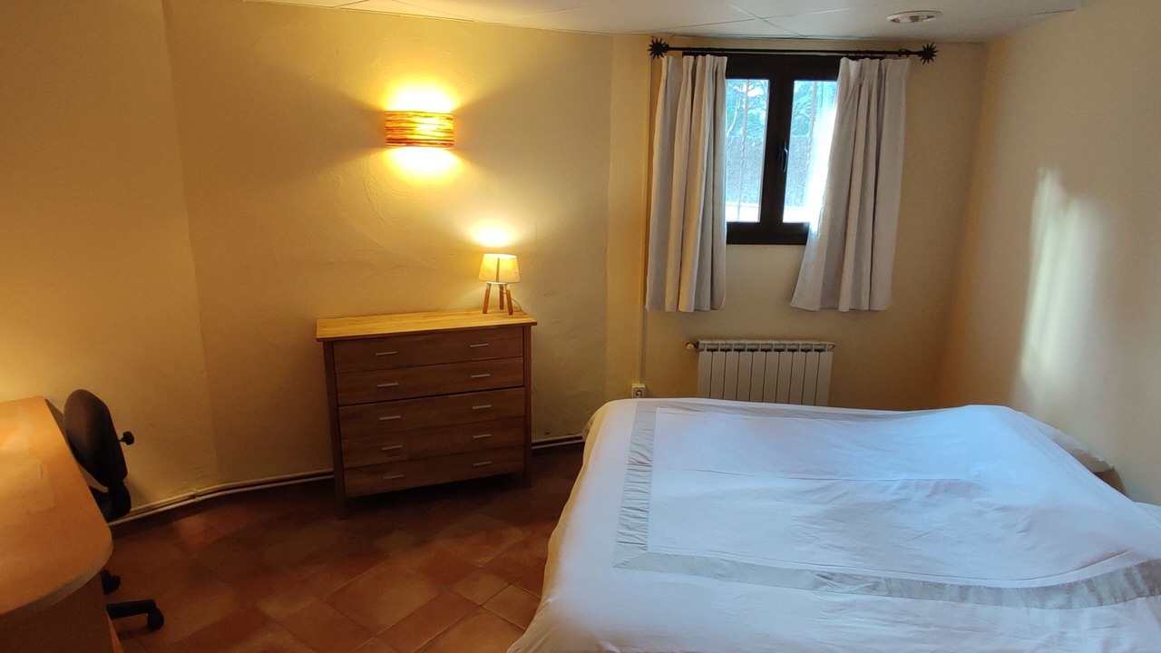 Photo of Bedroom in Pals