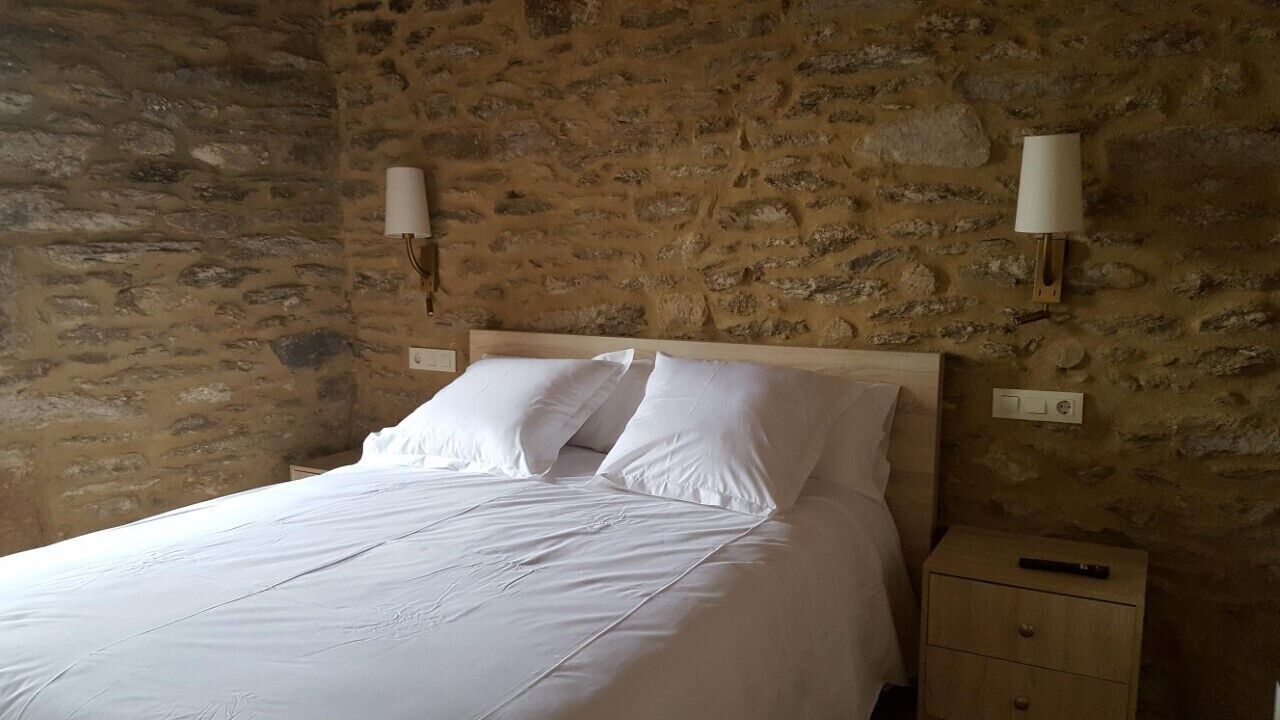 Photo of Bedroom in Viana do Bolo