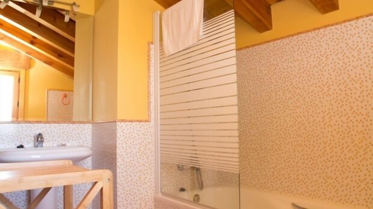 Photo of Bathroom in Miguelanez