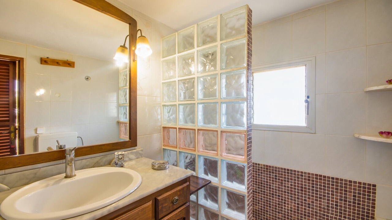 Photo of Bathroom in Lloseta