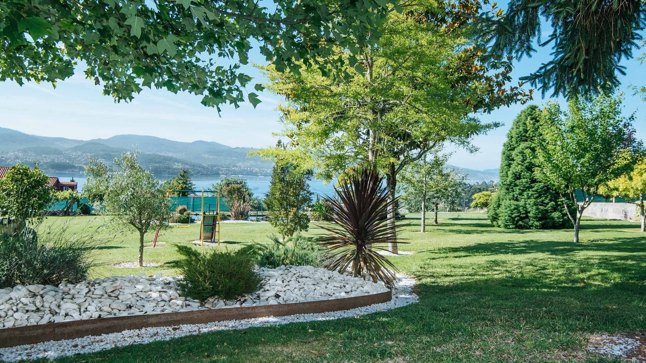 Photo of Outdoor in Samieira