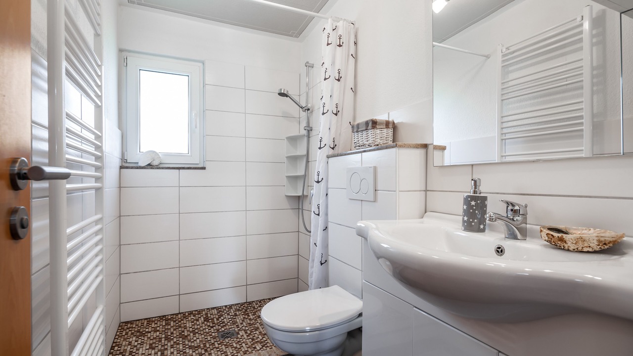 Photo of Bathroom in Suesel