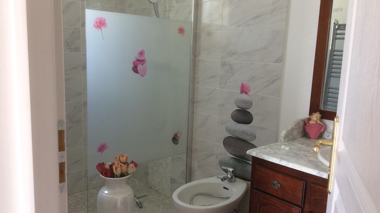 Photo of Bathroom in Clarensac