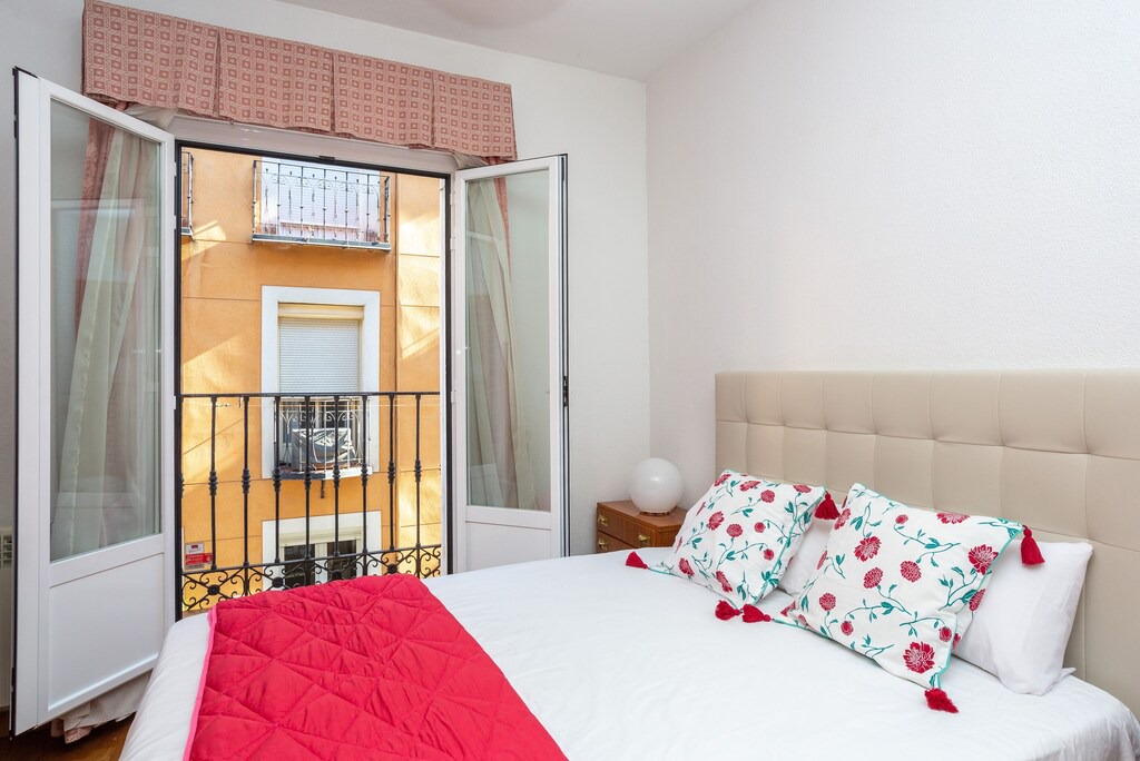 Photo of Bedroom in Embajadores