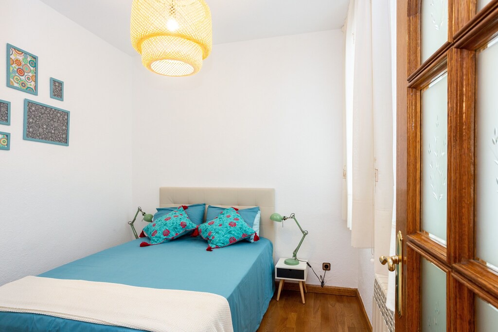 Photo of Bedroom in Embajadores