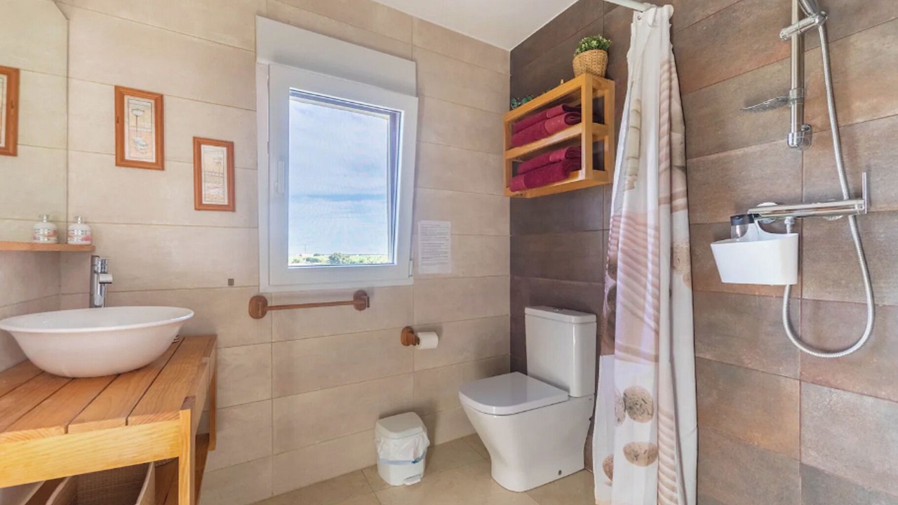 Photo of Bathroom in Pobles del Nord