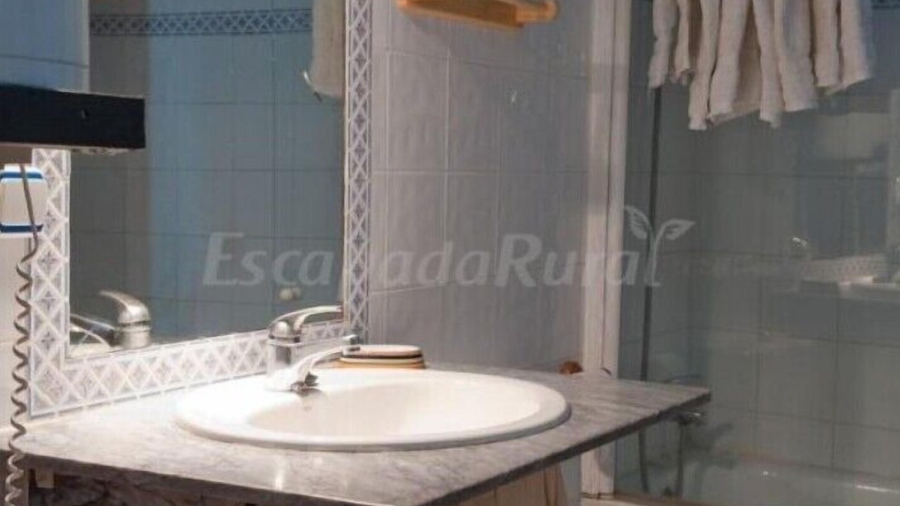 Photo of Bathroom in Robledillo de Gata
