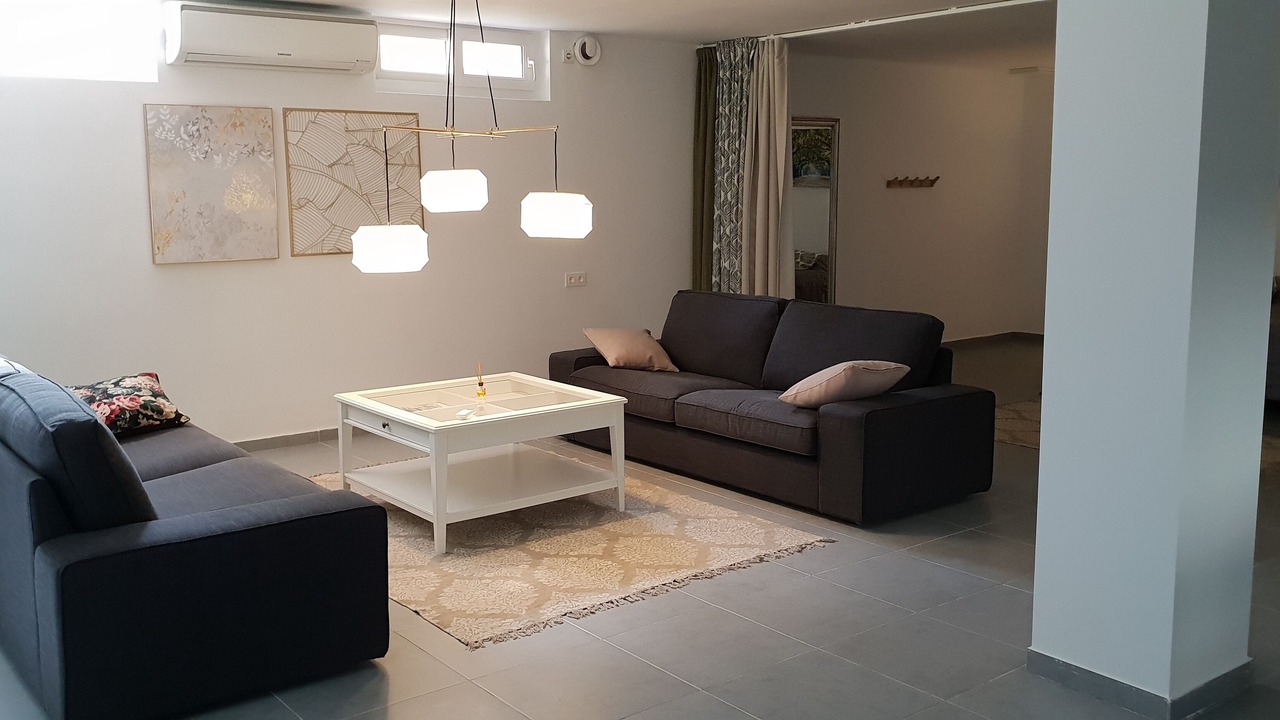 Photo of Livingroom in New Golden Mile