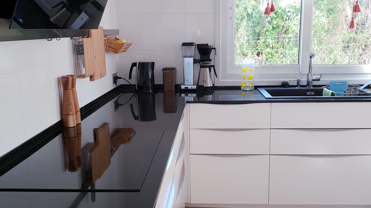 Photo of Kitchen in New Golden Mile