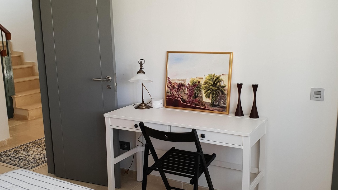 Photo of Bedroom in New Golden Mile