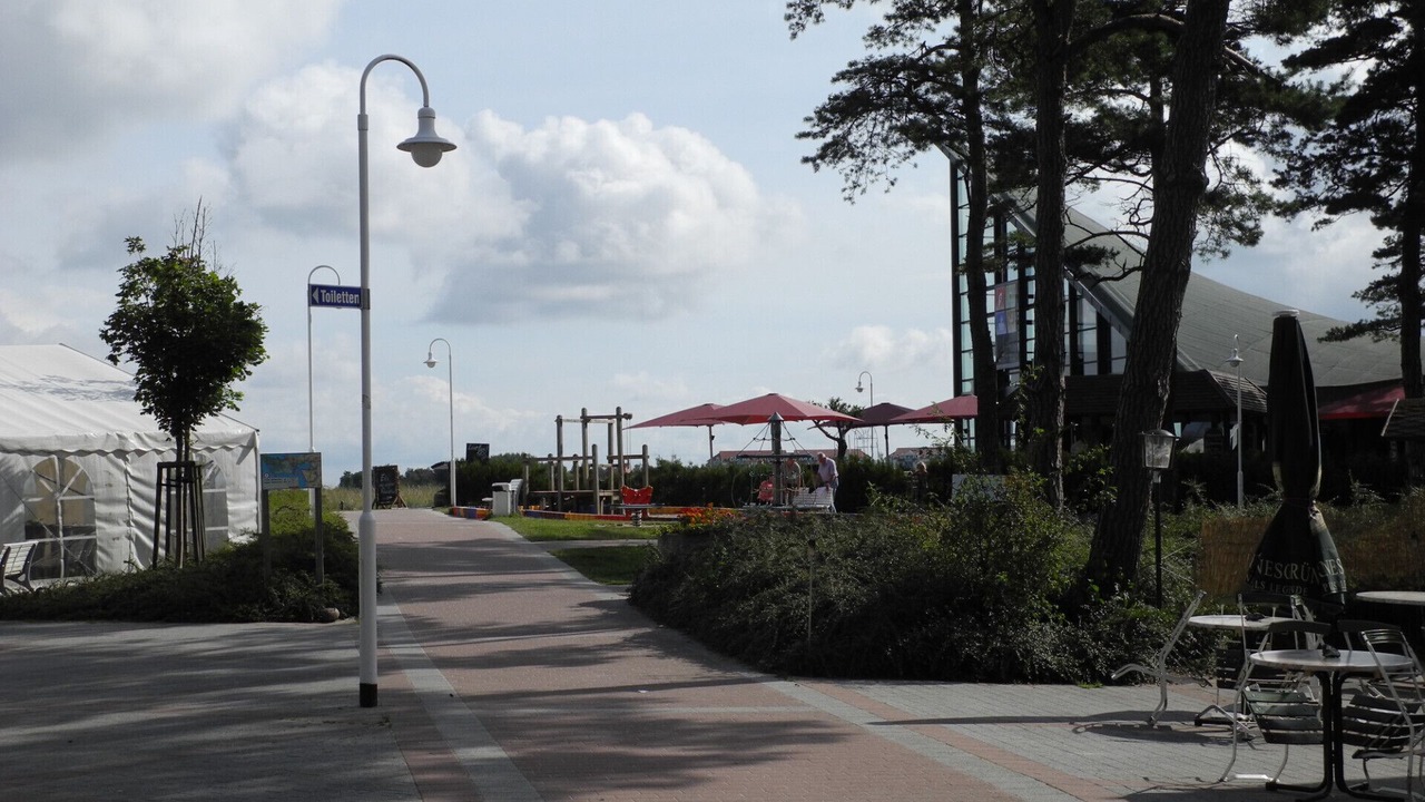 Photo of Outdoor in Glowe