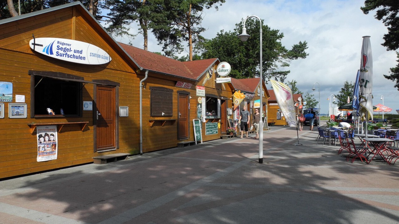 Photo of Others in Glowe