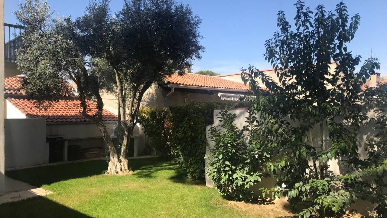Photo of Outdoor in Milhaud