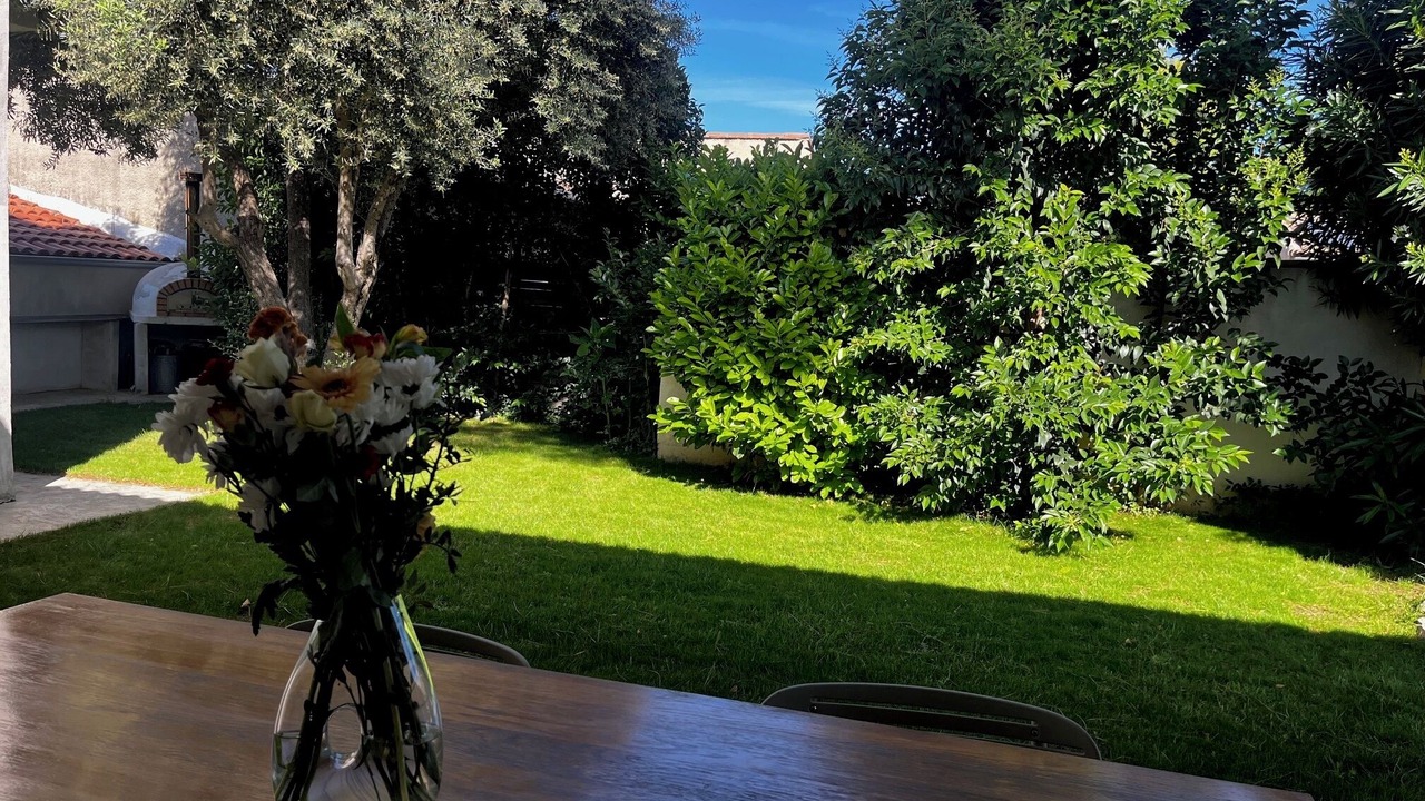 Photo of Outdoor in Milhaud