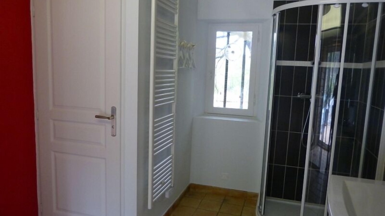 Photo of Bathroom in Saignon