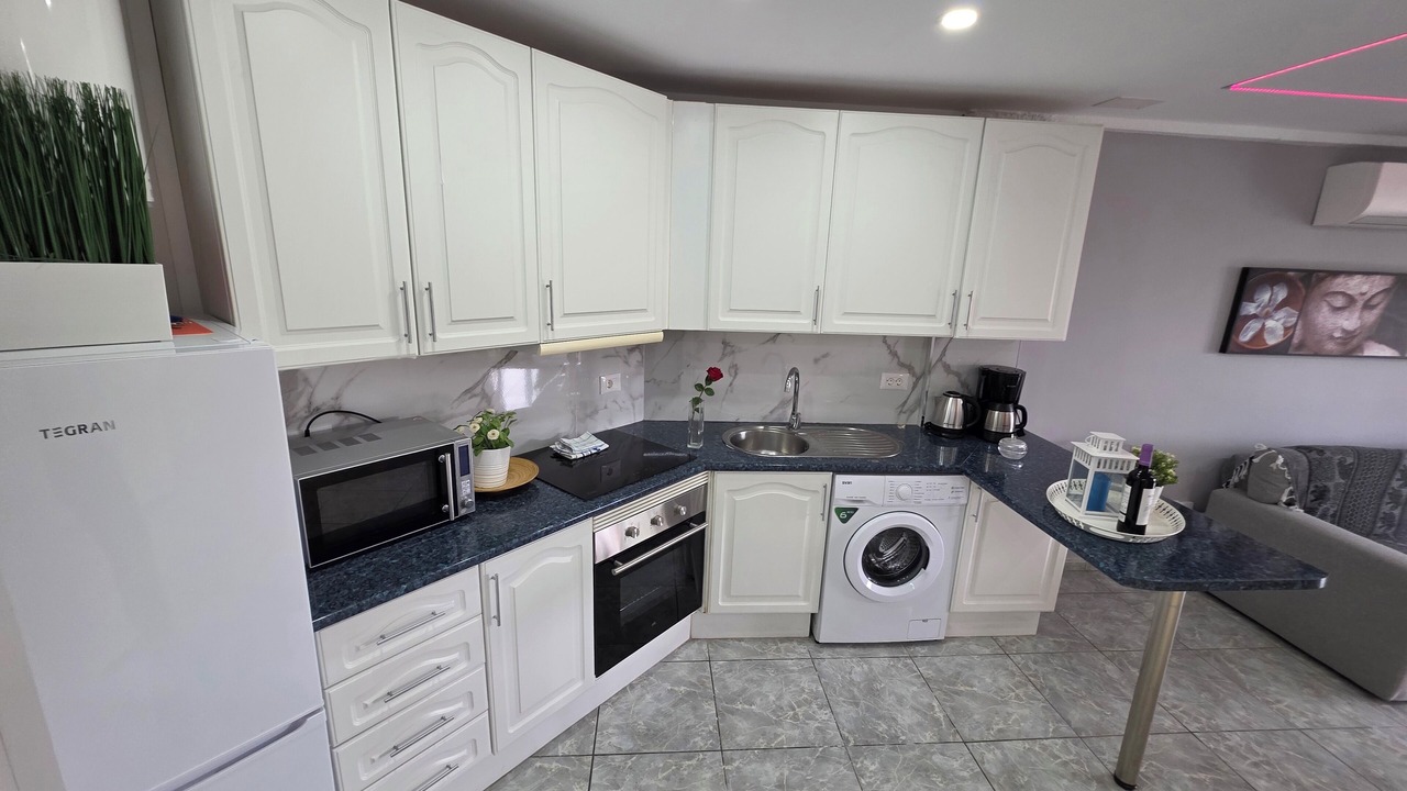 Photo of Kitchen in Los Cristianos