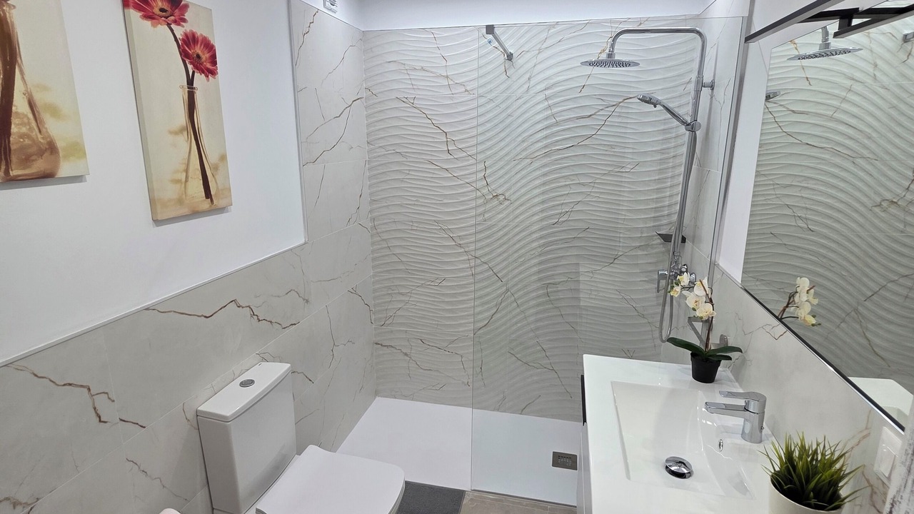Photo of Bathroom in Los Cristianos