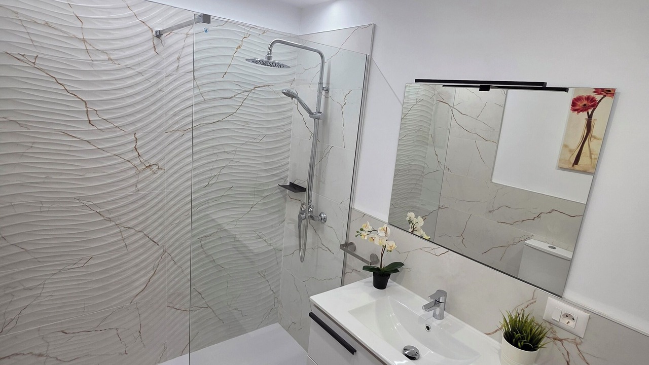 Photo of Bathroom in Los Cristianos