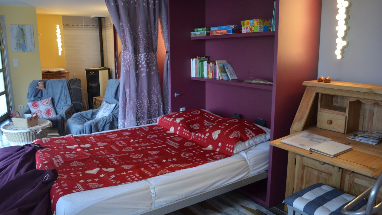 Photo of Bedroom in Serrieres-en-Chautagne