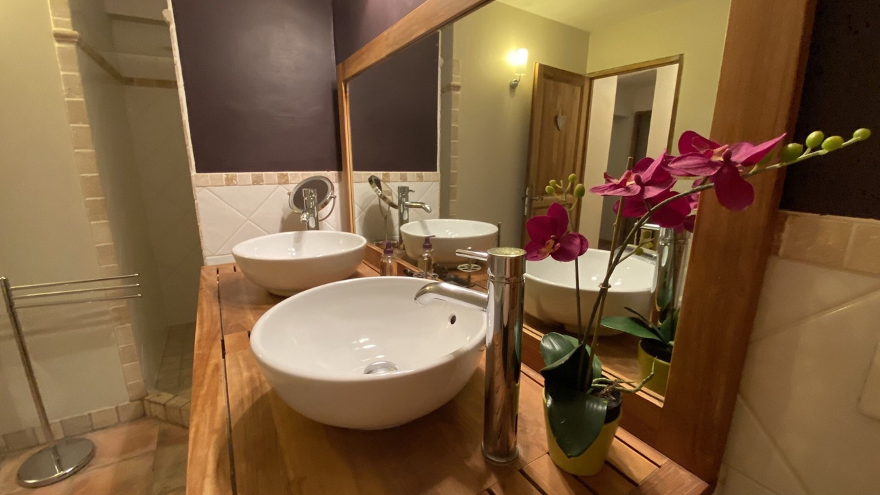 Photo of Bathroom in St.-Remy-de-Provence