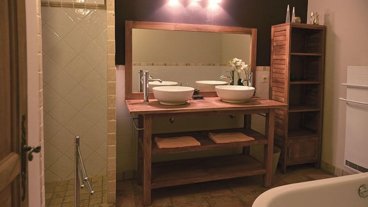 Photo of Bathroom in St.-Remy-de-Provence