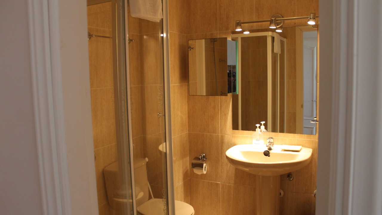 Photo of Bathroom in Urbanizacion Pinos Verdes