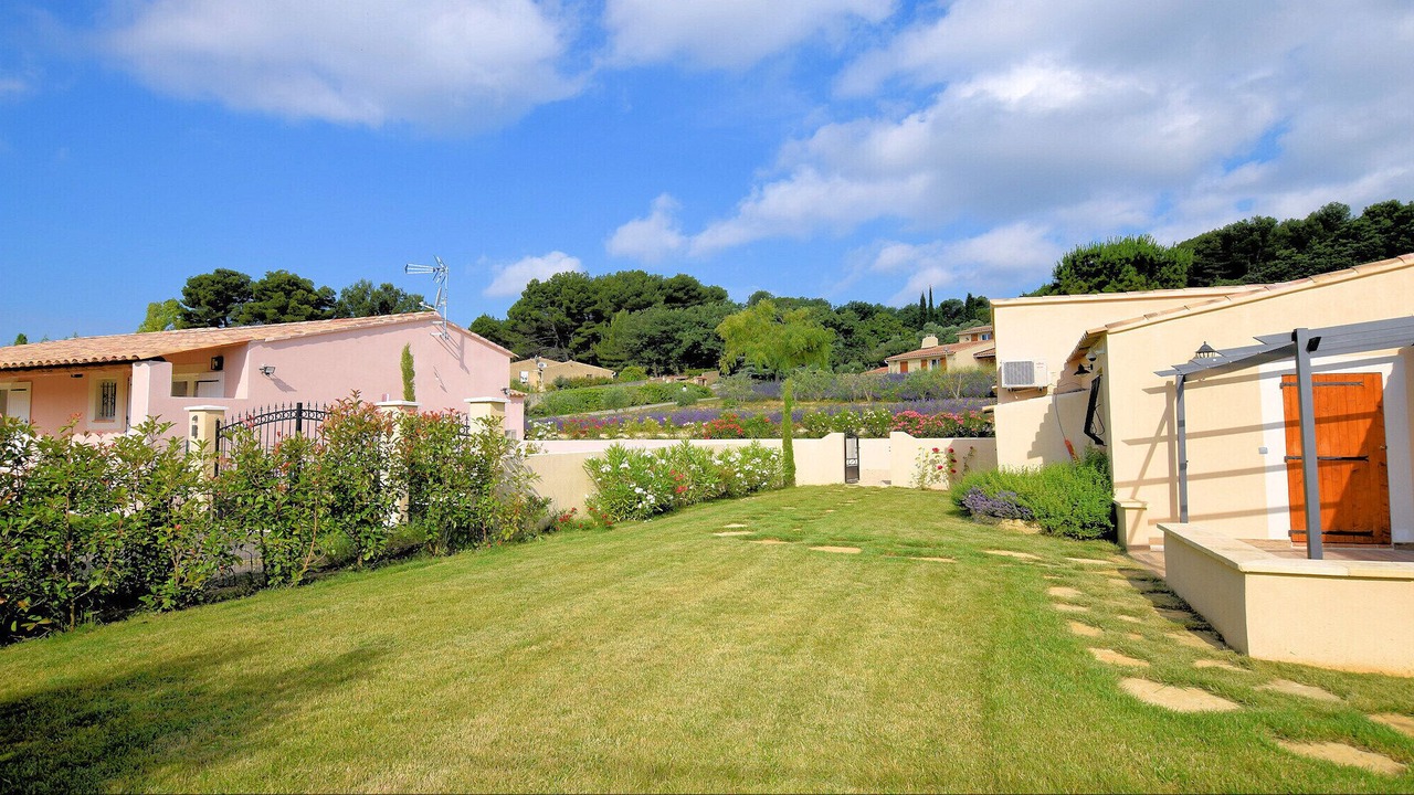 Photo of Outdoor in Cadenet