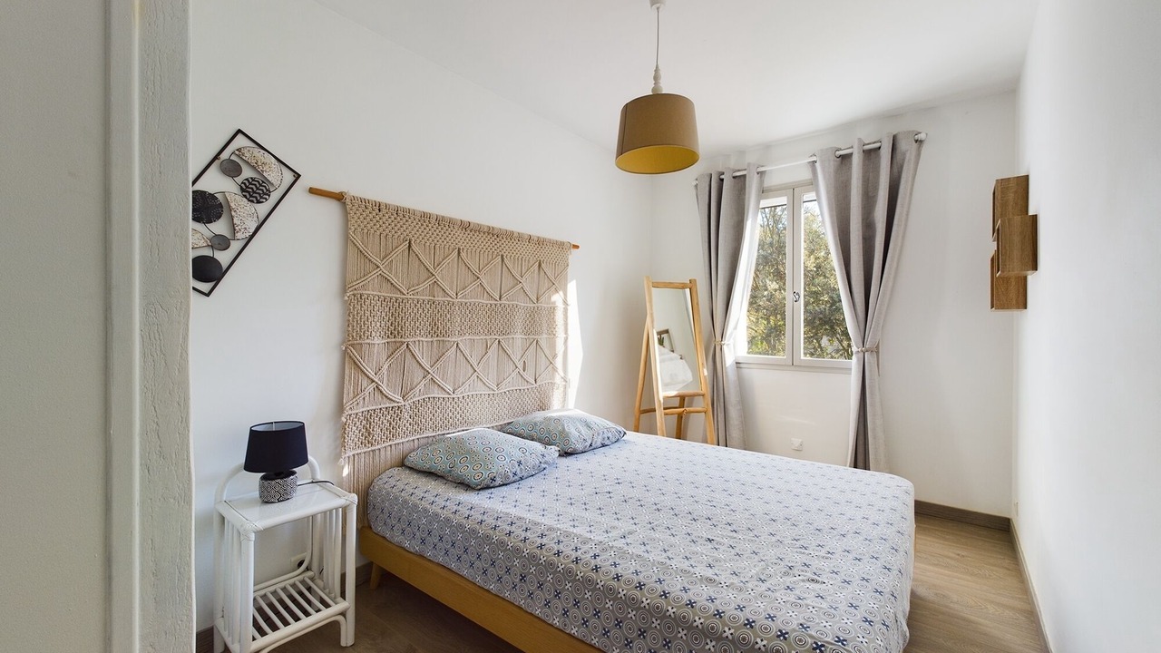 Photo of Bedroom in St.-Remy-de-Provence