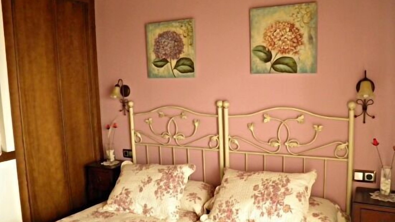 Photo of Bedroom in Navaconcejo