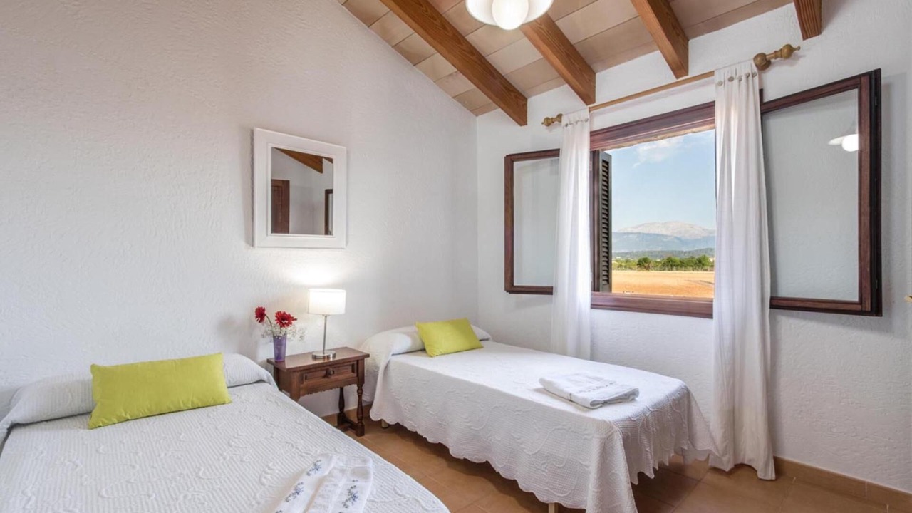 Photo of Bedroom in Buger