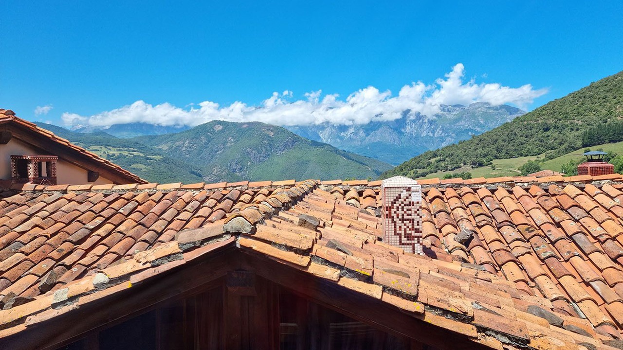 Photo of Outdoor in Tudes