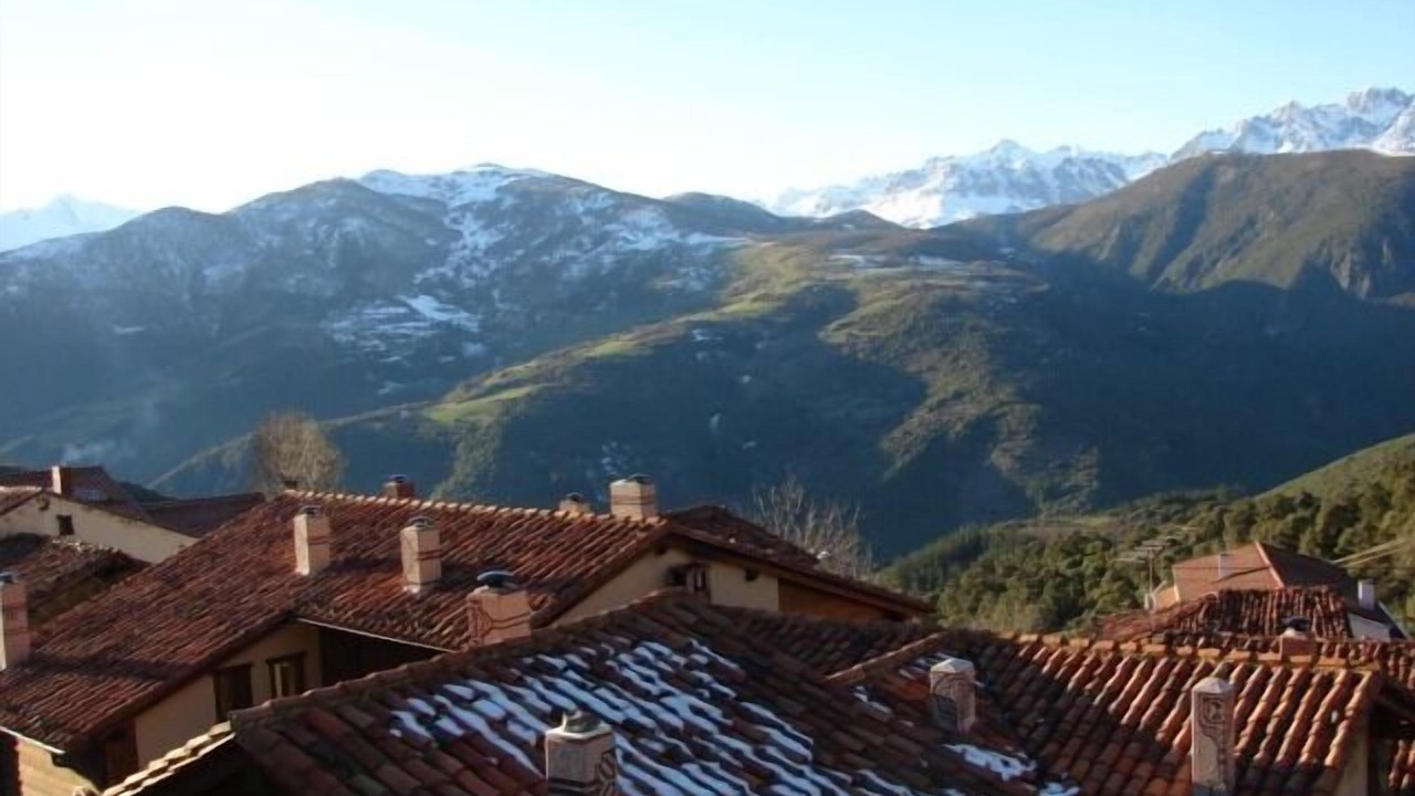 Photo of Outdoor in Tudes