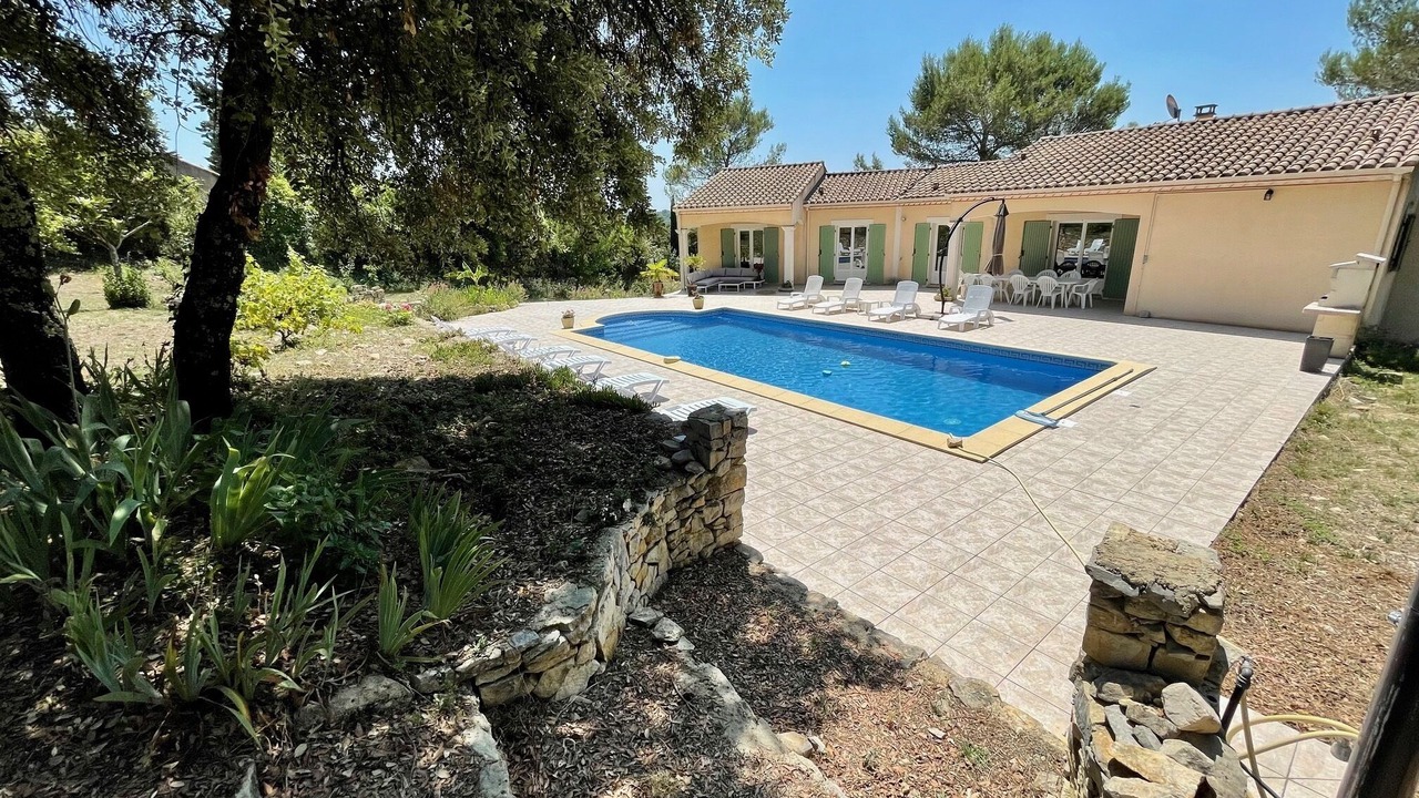 Photo of Outdoor in Nimes City Centre