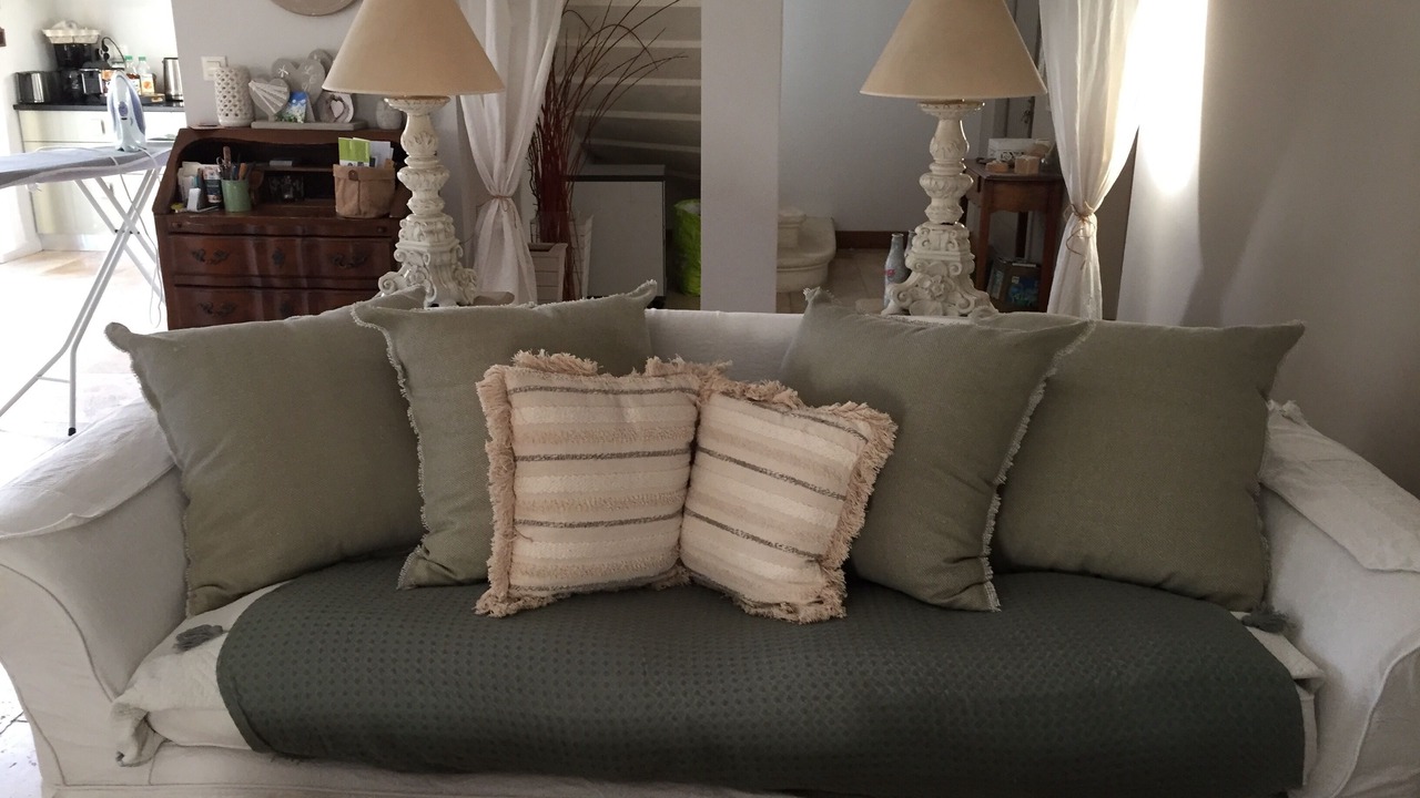 Photo of Livingroom in Maubec