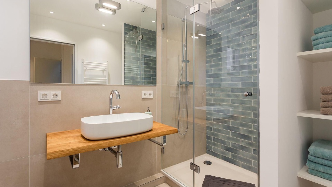 Photo of Bathroom in Tinnum