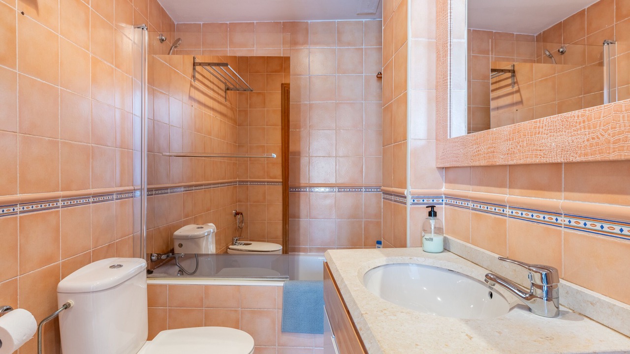 Photo of Bathroom in Puerto Maritimo