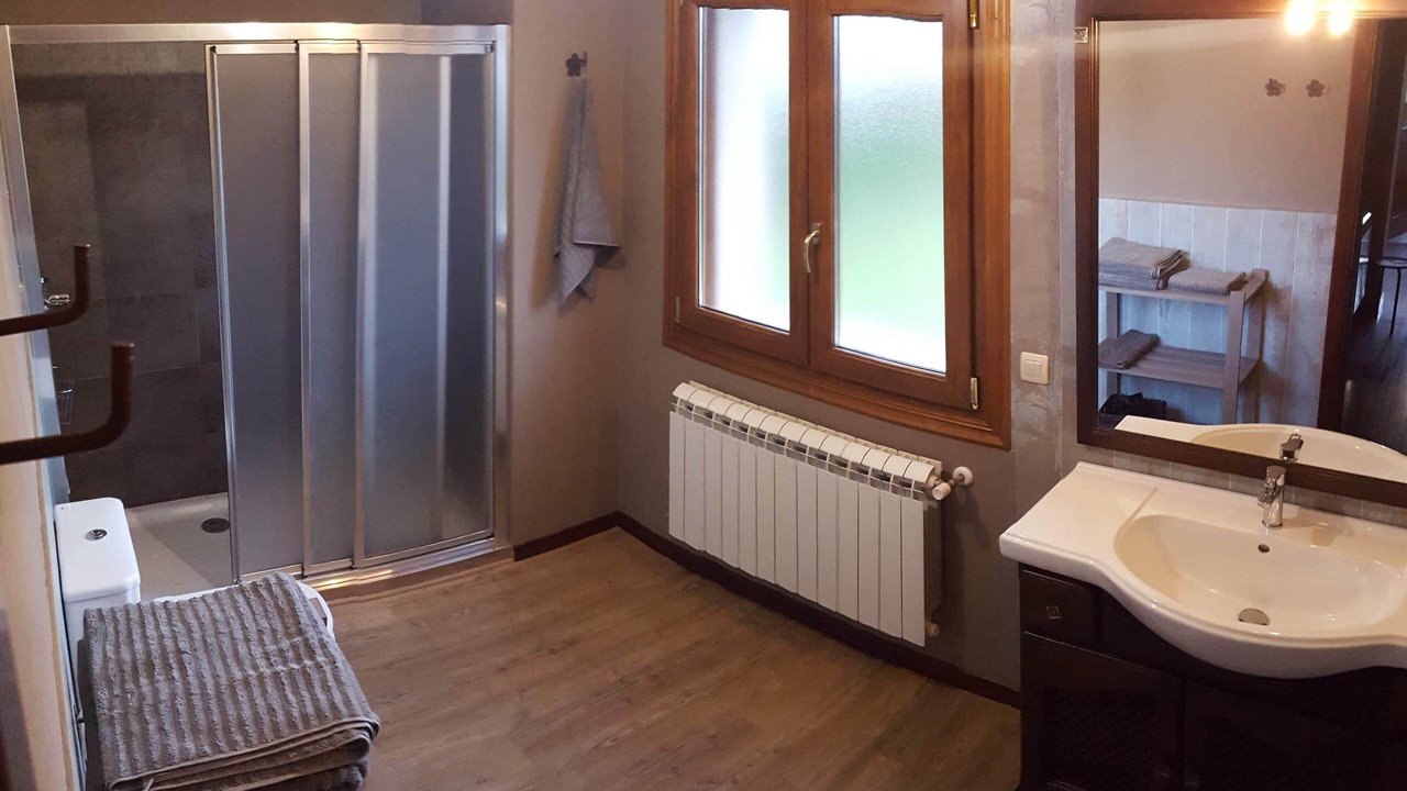 Photo of Bathroom in Salceda