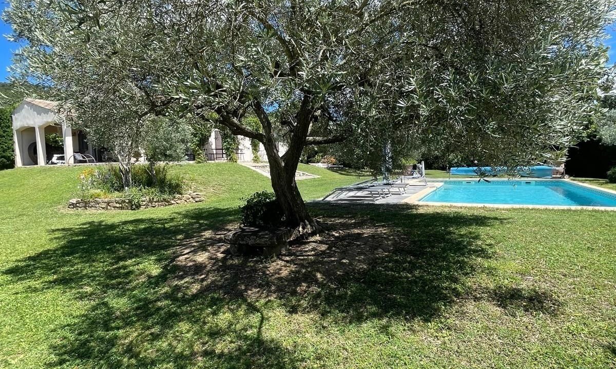 Photo of Outdoor in Cadenet
