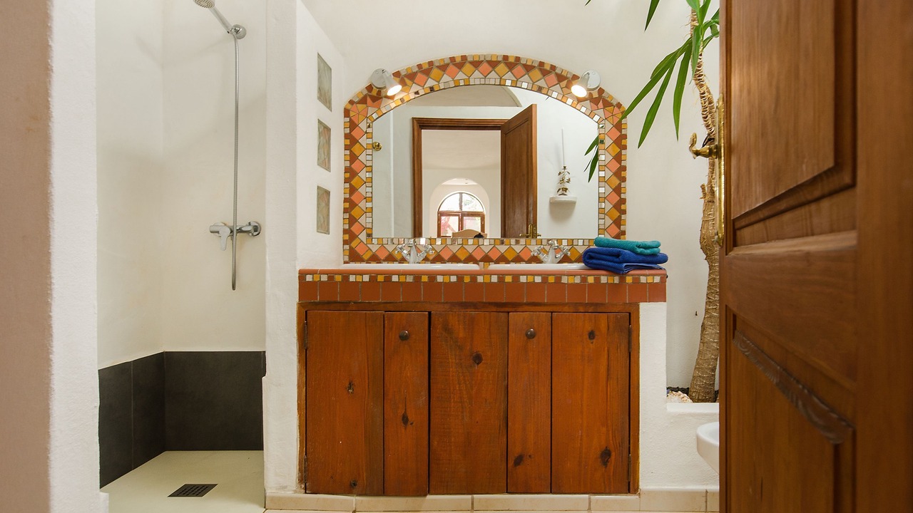 Photo of Bathroom in Haria