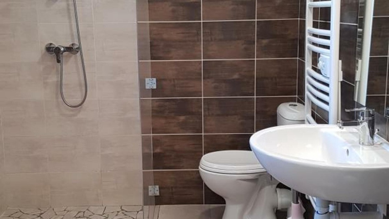 Photo of Bathroom in Veauchette