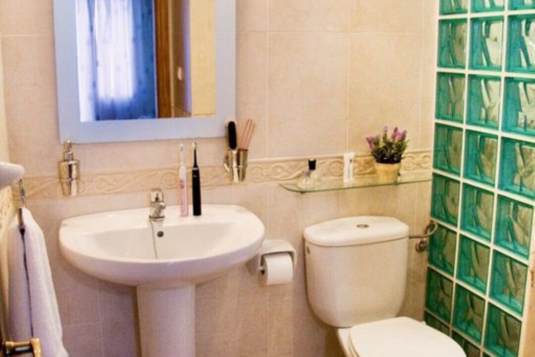 Photo of Bathroom in Adsubia